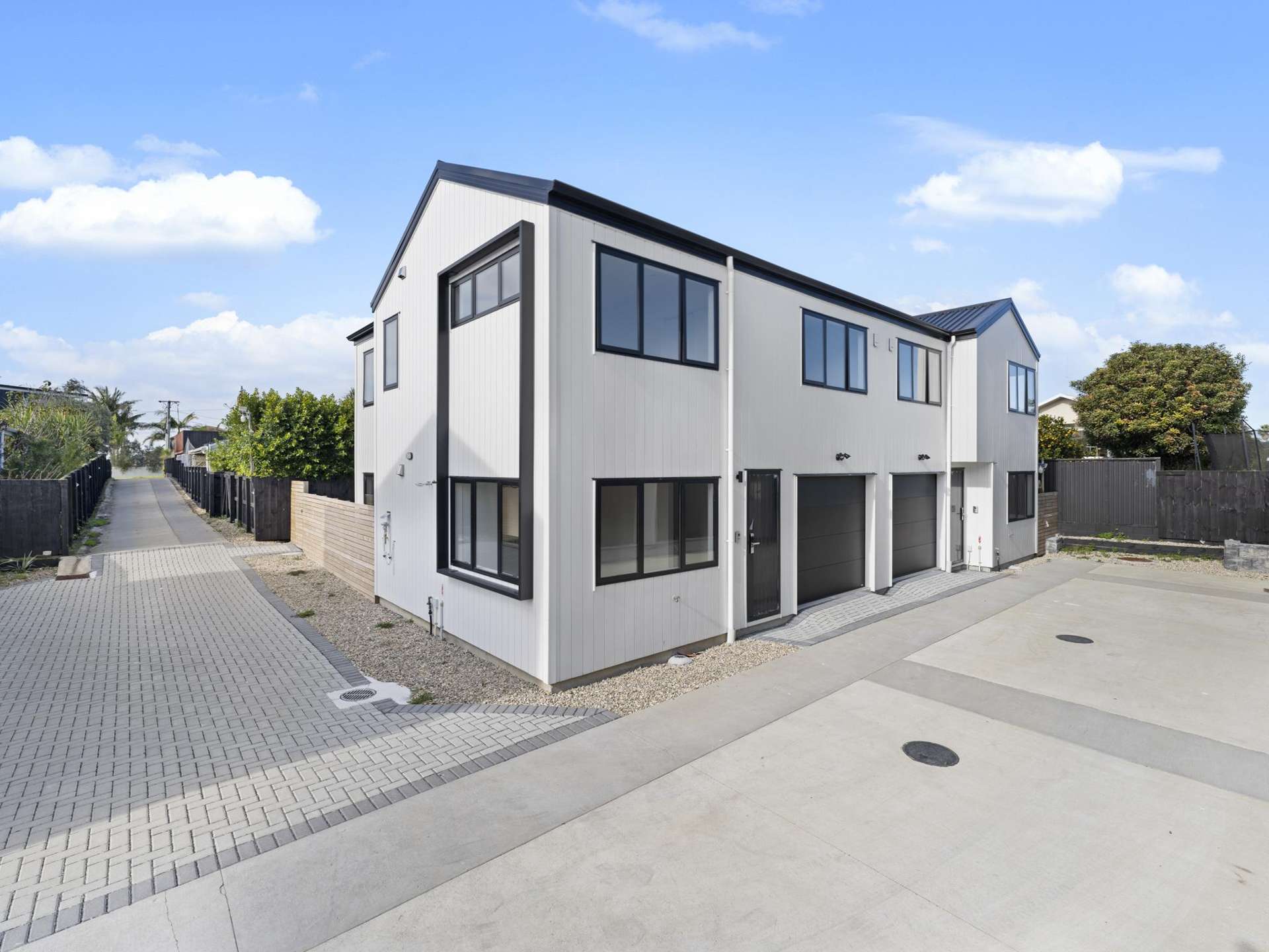 4/113 Beach Road Te Atatu Peninsula_0