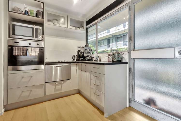 208/9 Sarawia Street Newmarket_4