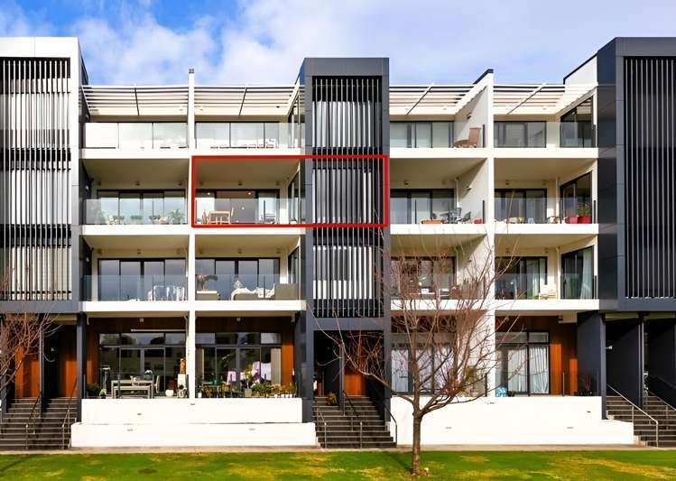 210/8 Thompson Park Road_0