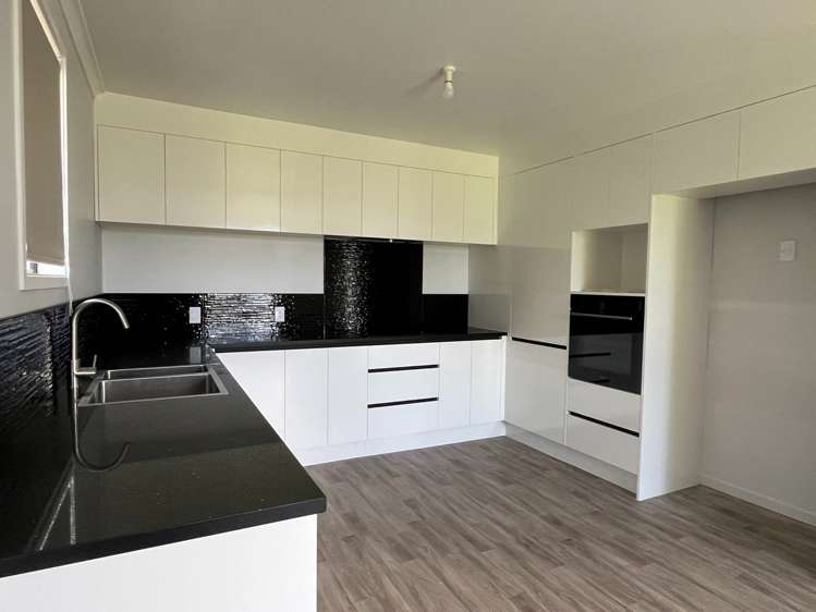3 Hetherington Road Ranui_6