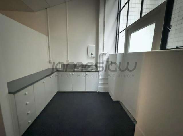 5/GF/87-93 Queen Street City Centre_2