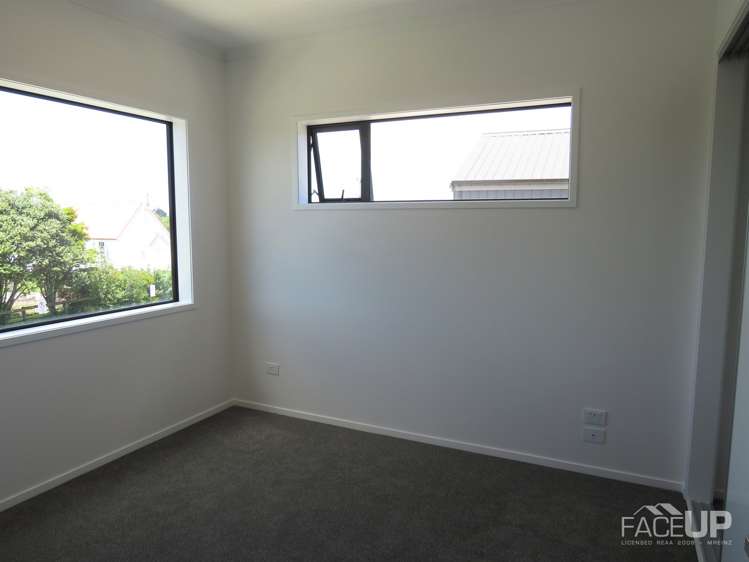 76 Clark Road Pahurehure_12