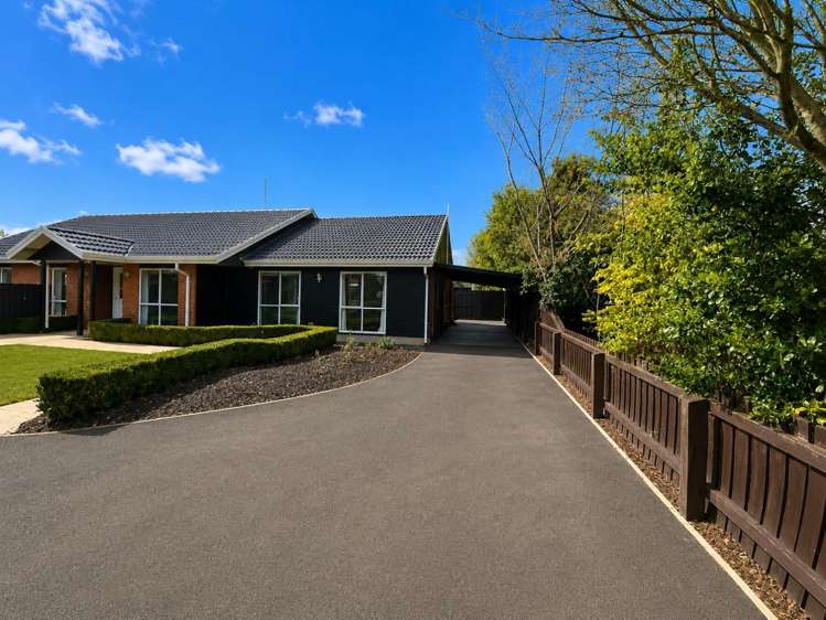 6 Rowanwood Close 1447_17