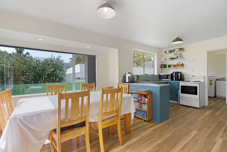 20 Ngahere Street Inglewood_12