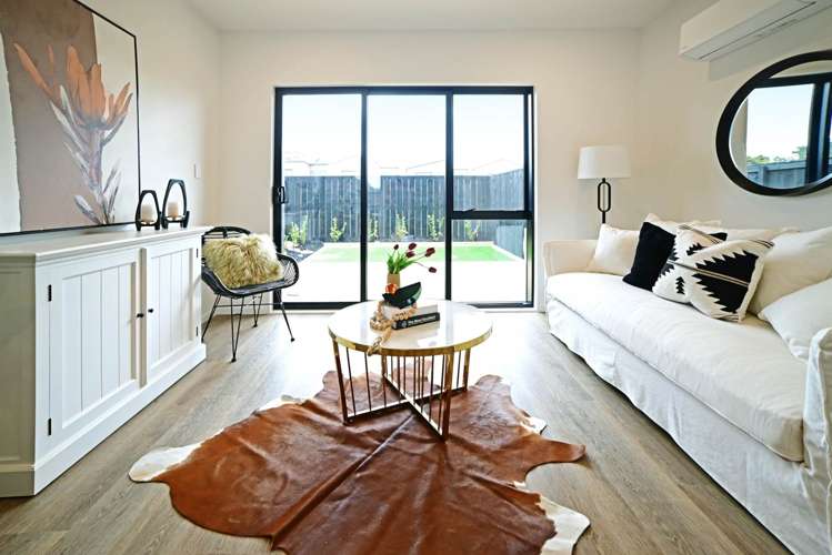 27 Kiato Lane Flat Bush_5