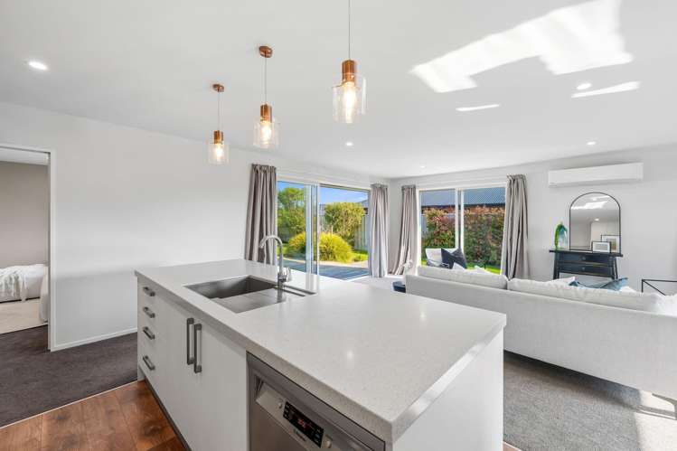40 Craig Thompson Drive Lincoln_5