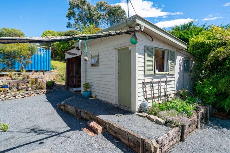 34 Peace Street Taieri Mouth_17