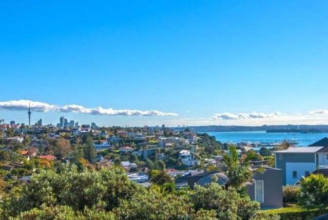 Prime Home or Investment with Sea Views!