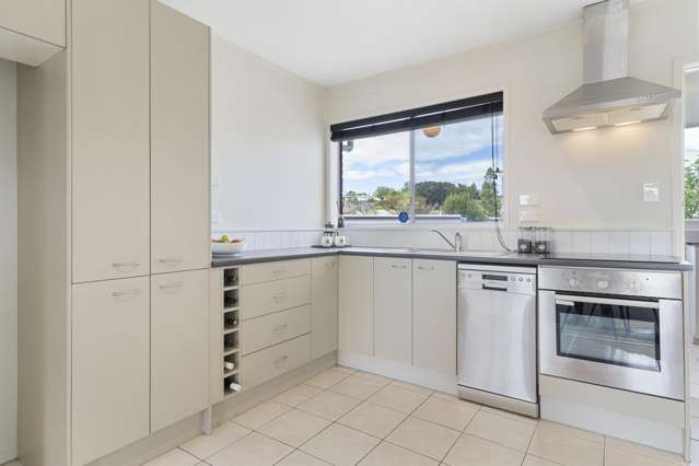3/3 Salisbury Road Birkdale_1