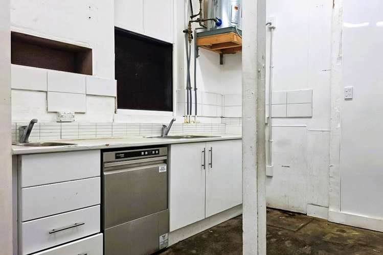 Broadway Papakura_10