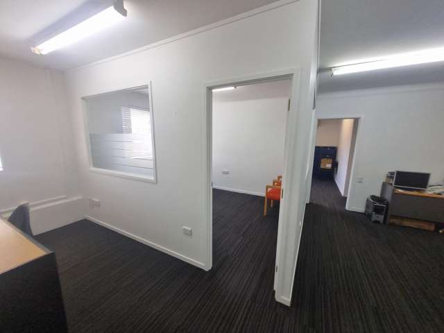 Affordable 1st Floor Office 76m2