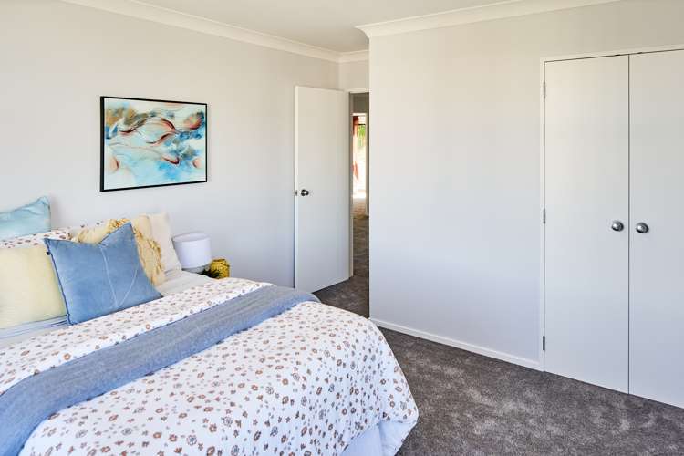 18 Chippenham Grove Churton Park_13