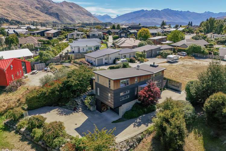8 Pebble Lane Wanaka_24