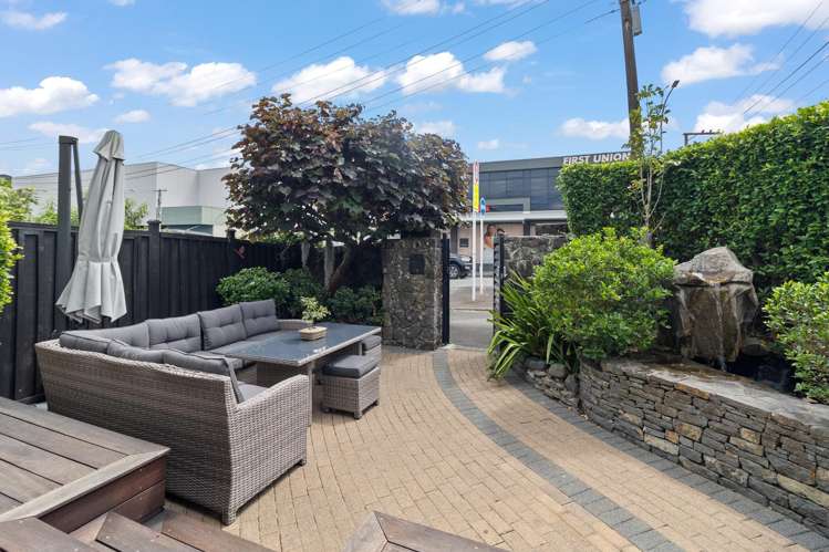 8/115 Church Street Onehunga_1