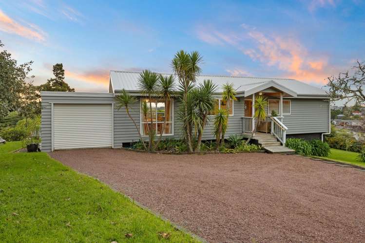 1/149b Glengarry Road Glen Eden_32