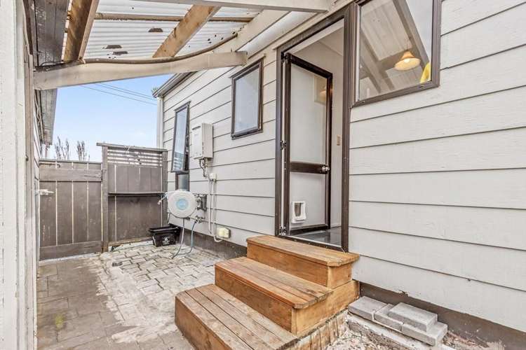 86 Fox Road Springvale_13