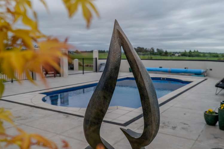 231 Pages Road Gleniti_23