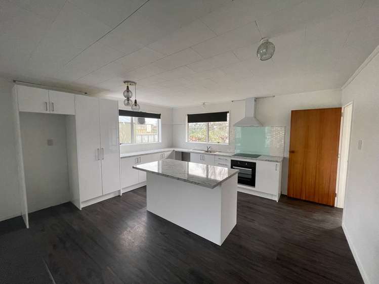 2 John Bull Place Temuka_8