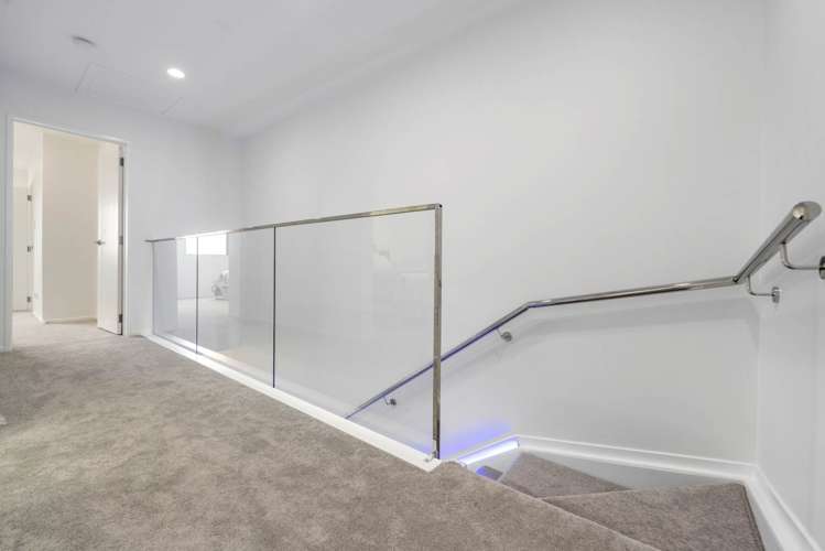 2/127 Stoddard Road Mt Roskill_18
