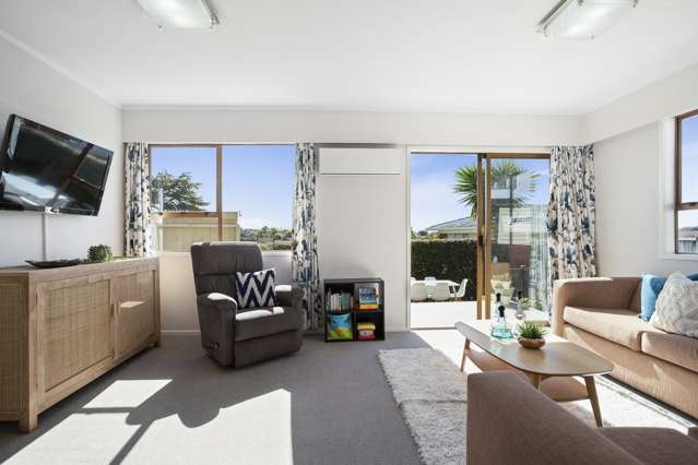 1/22 Rothwell Place Sunnyhills_4