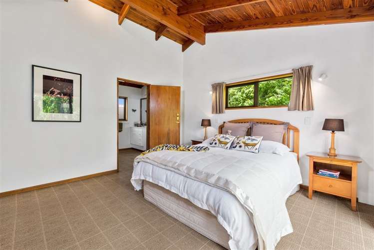 48 Lagoon Avenue Albert Town_6