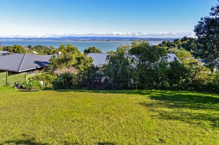 74 Hadfield Street Beach Haven_11