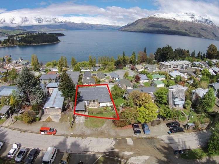 10 Lomond Crescent Queenstown_0