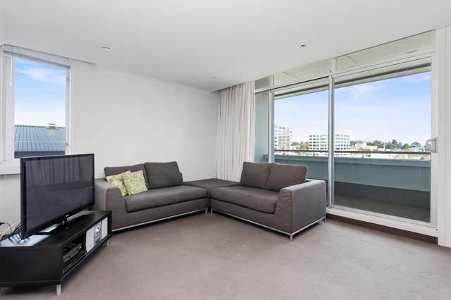 65/312 Victoria Street Hamilton Central_1