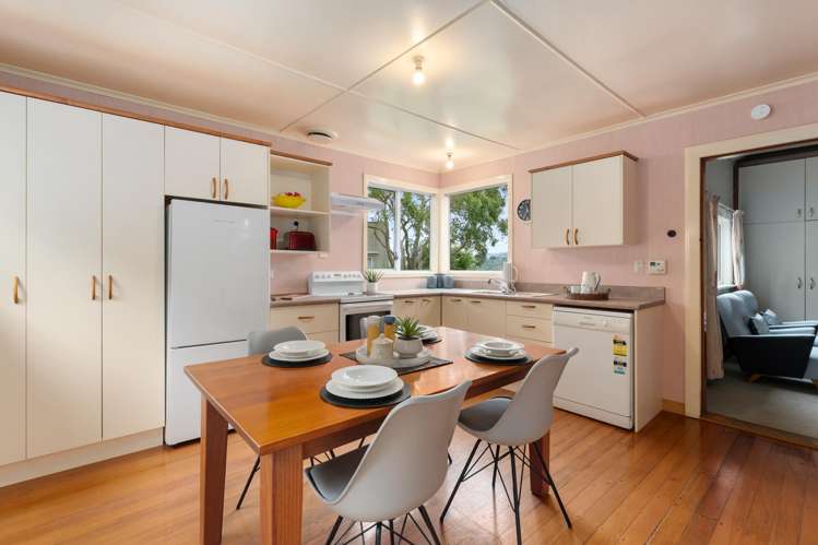 124 Rolla Street Normanby_8