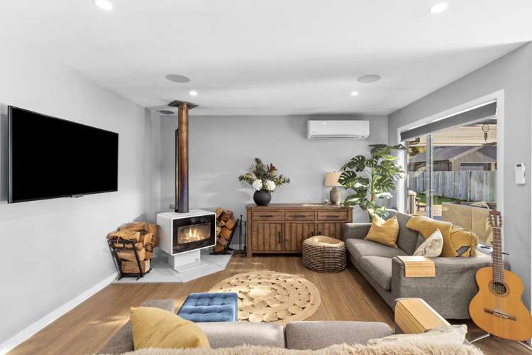 10 Snowberry Street Albert Town_8