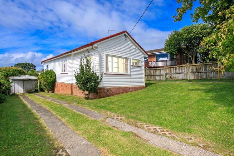 9 Roseberry Avenue Birkenhead_16