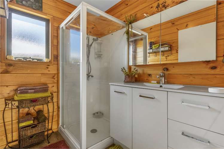 124 Durrant Drive Whangamata_9
