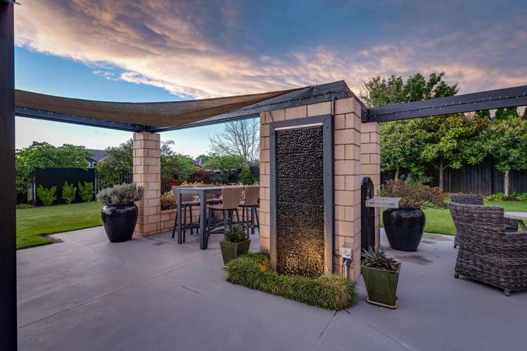 208 Cavendish Road Casebrook_16