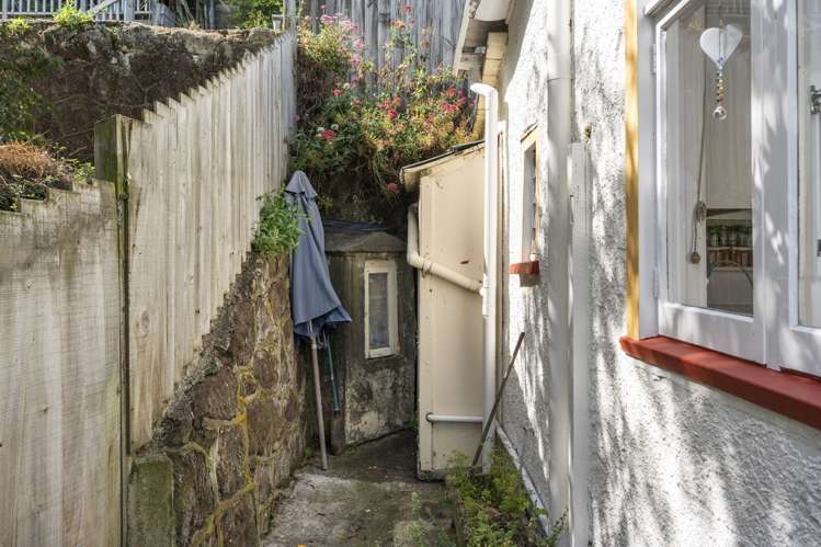 17 Cunningham Terrace Lyttelton_19