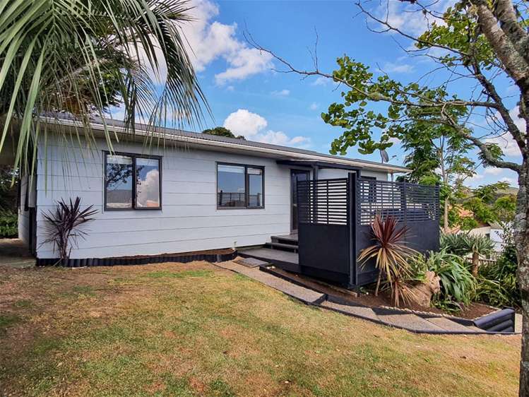 13 Tui Grove Paihia_20