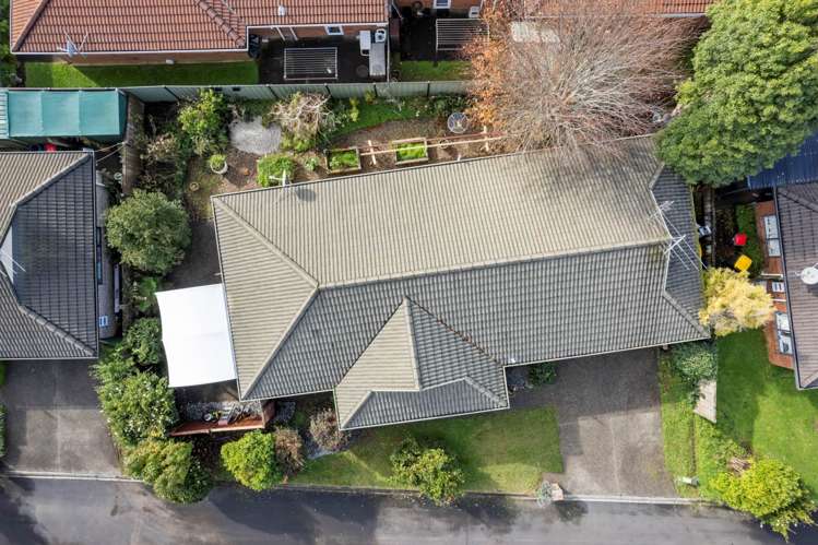 25h Youngs Road Papakura_12