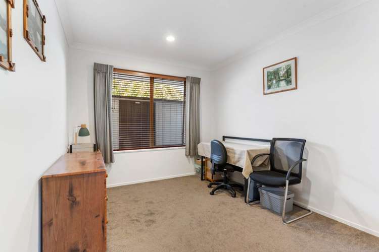 11 Elwyn Close Flat Bush_12