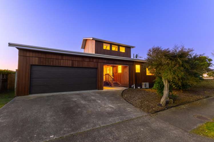 26 Reeves Street Waikanae Beach_24