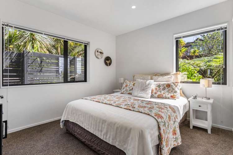 8 Saran Place Hillsborough_9