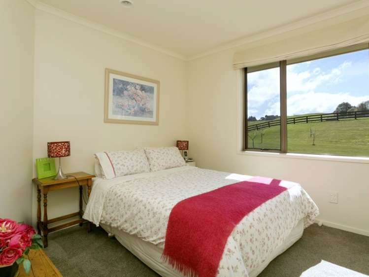 152 Hitiri Road Kinloch_18