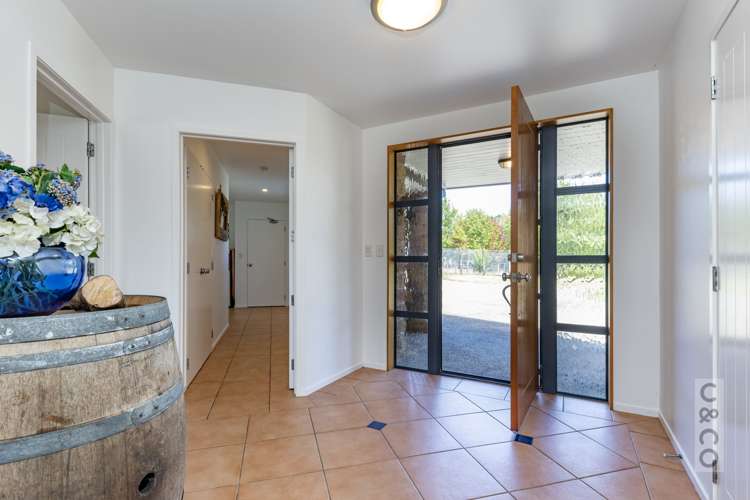 1226 State Highway 16 Waimauku_11