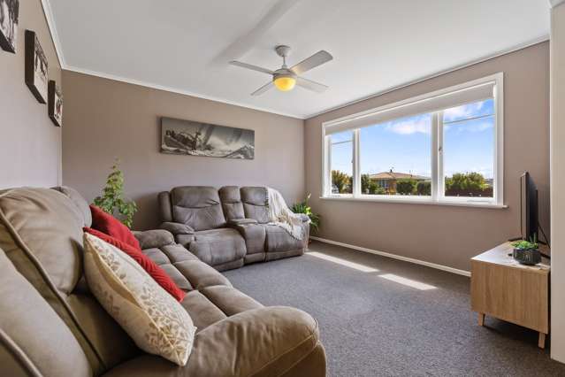 4 George Street Paeroa_2