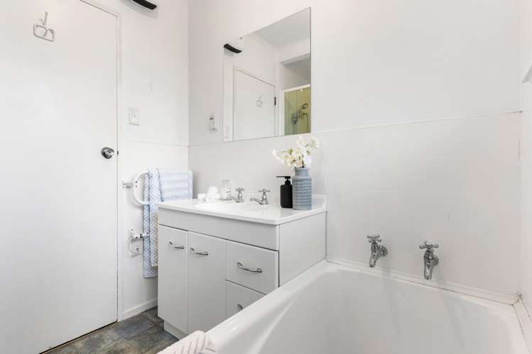 44 Acacia Avenue Maungaraki_21