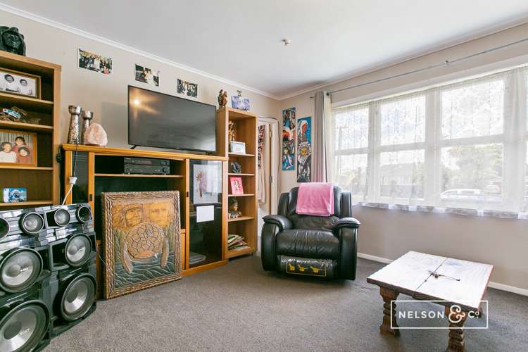 13 Sutton Crescent Papakura_7