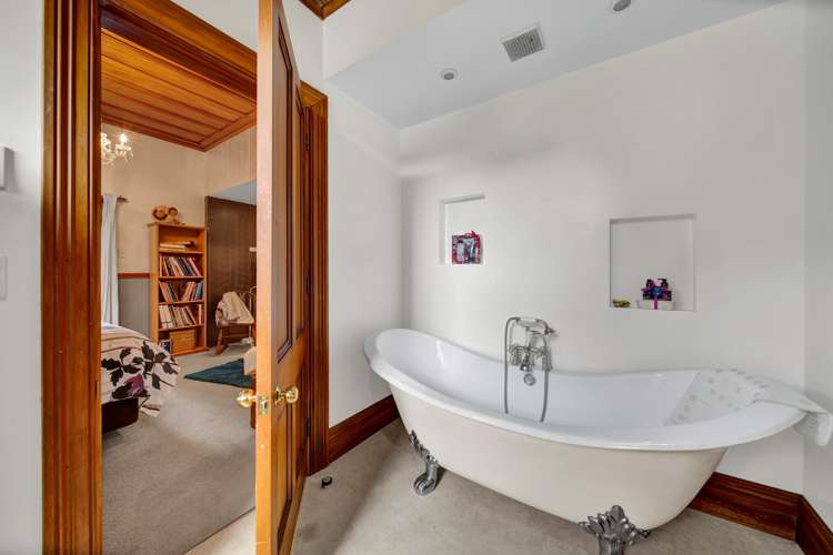 7 Richmond Road Waitara_8