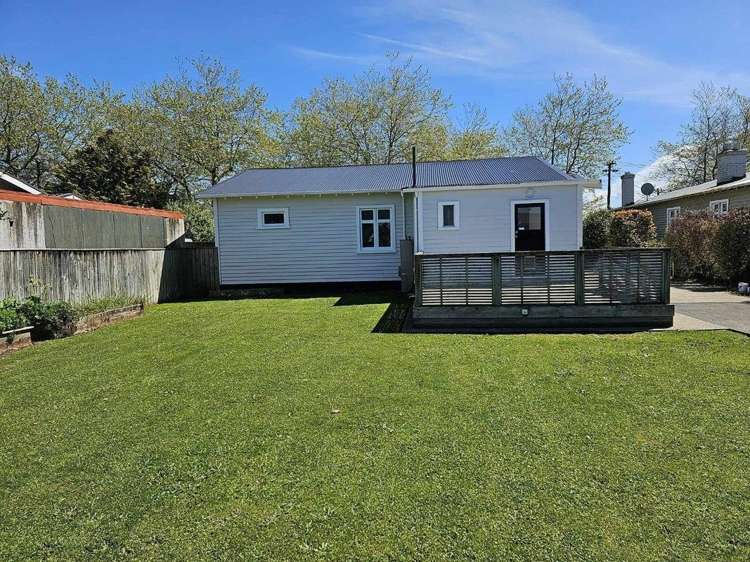 21 Godwin Crescent College Estate_9