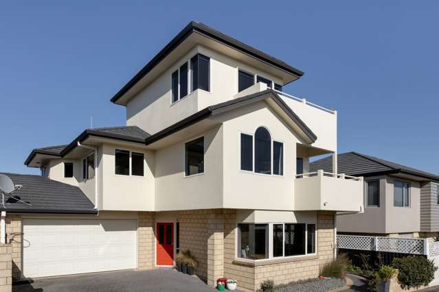 2/8 Aberdeen Street Mount Maunganui_2