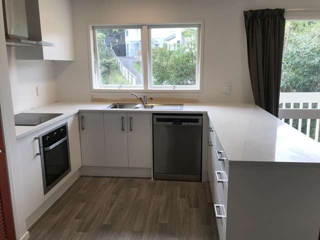70 Stapleford Cres Browns Bay_2