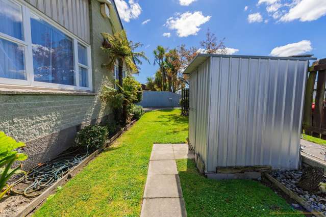Great Location & Zones -Super Price & Presentation