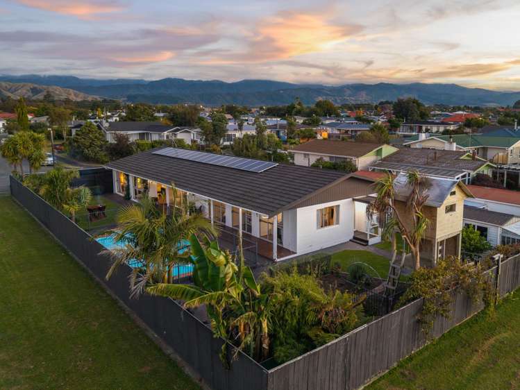 23 Featherston Street_0